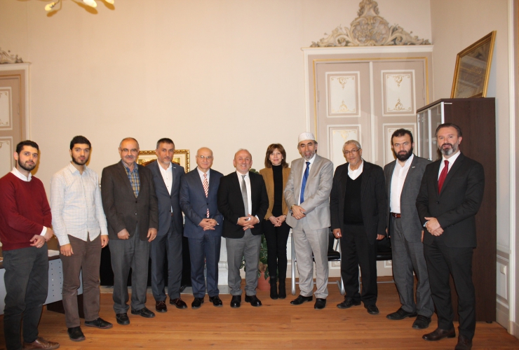 L’EMB reçoit l’imam américain M. Bashar Arafat