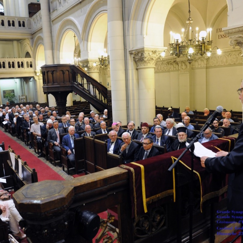 Het EMB aanwezig op de ceremonie ter ere van kardinaal Danneels in de Grote Synagoge van Brussel